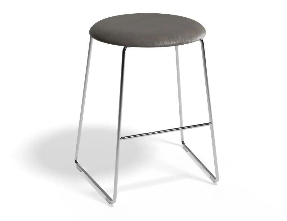 Hugo Low Stool - Chrome - Vintage PU Seat - 46cm Round / Vintage Tan PU Seat