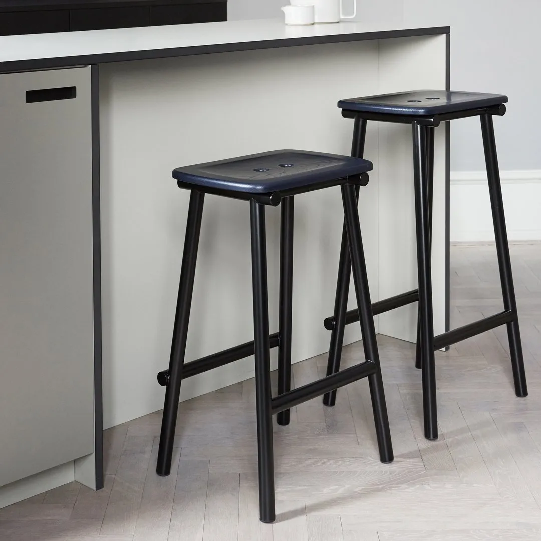 Tubby Tube Bar/Counter Stool